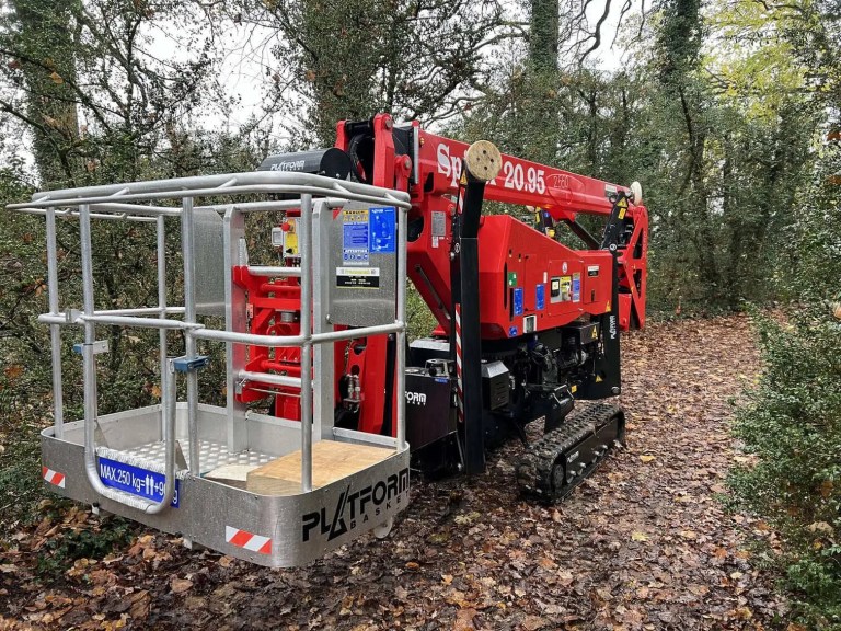 location-nacelle-sur-chenilles-chalon-sur-saone